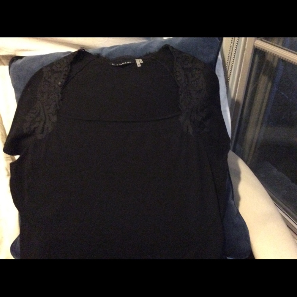 Top - Picture 2 of 4